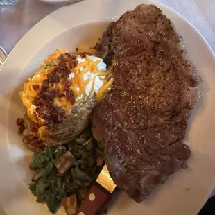 Finley's Bar & Grill