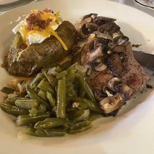 Filet !!! Also they are open on Sundays!!!!!!!!