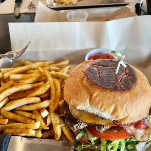 Bacon cheeseburger