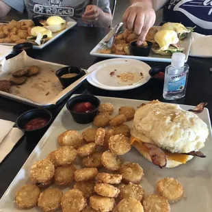 Eggs Benedict