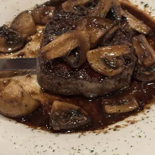 Steak filet with mushrooms