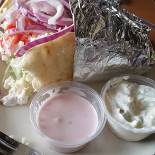Veggie pita. Ohhh so yummy