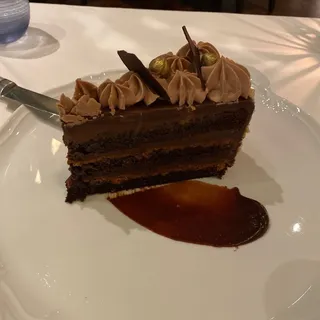 Fiola Grand Chocolate Cake