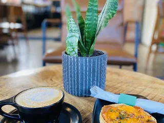 5 Points Coffee & Tea