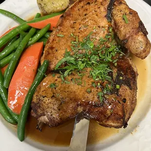 Pollo al Mattone
Half chicken flattened and roasted with rosemary and garlic