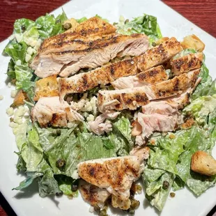 Classic Caesar salad |Instagram @restaurant_aholic