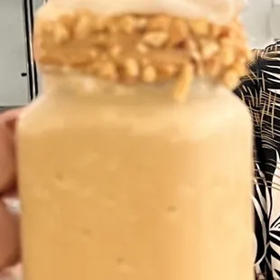 Peanut butter frappe