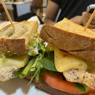 Crispy Chicken Sandwich Lunch