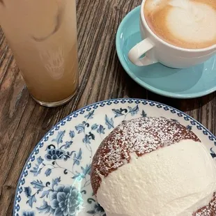 Maritozzi pastry, cappachino, matchstick latte