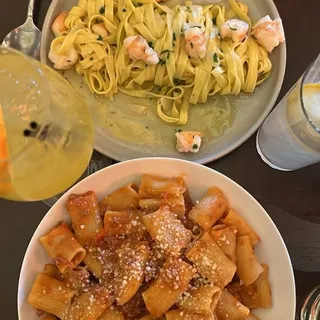 Rigatoni w/ Fiorella Sausage