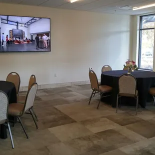 Smaller side meeting room