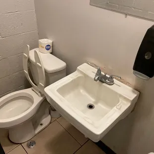 Clean bathrooms-Clean place.