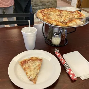 May 1, 2023 - Fiori&apos;s Pizzaria, McMurray, PA