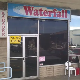 the front of a water fall store