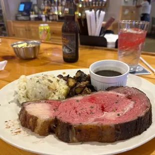 Smoked prime rib goodness