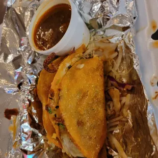 Quesa Birria tacos