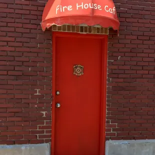 Exterior view of the entrance.