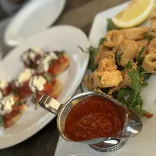 Calamari Fritti Bruschetta al Pomodoro