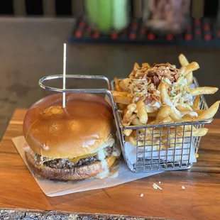 Eye of the Tiger burger with Garlic Fries  OMG