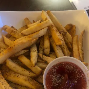 I put this pepper on them because im addicted to pepper hahahahha but they are good good!!!