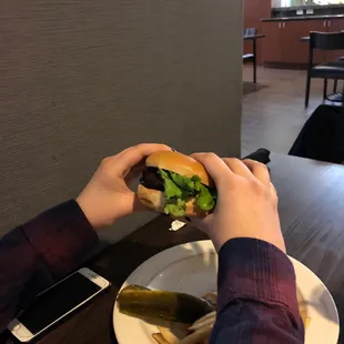 Burger bite