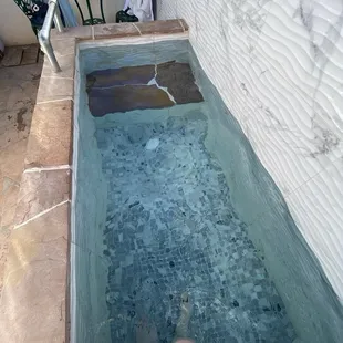 Sunflower Casita outdoor hot spring tub