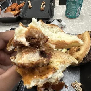 NASHVILLE FIRE CHICKEN SANDWICH