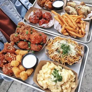 chicken wings and fried chicken, food