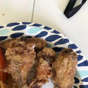 Very disappointed in how their chicken wings look after ordering an order for pickup. Not even worth your money.