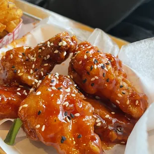 chicken, poultry, fried chicken, bbq wings, bbq chicken, fried chicken wings, chicken wings, food, chicken wings and fried chicken