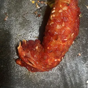 I ordered 2 meals 8 &amp; 10 piece and received feather attached . Very disappointed, I was a big fan..