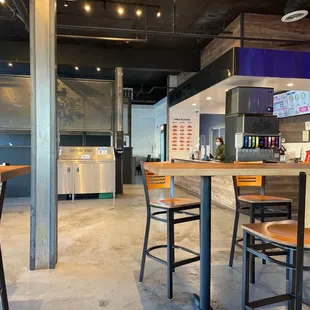 Nice place! Lots of room to social distance. Beer on the menu!