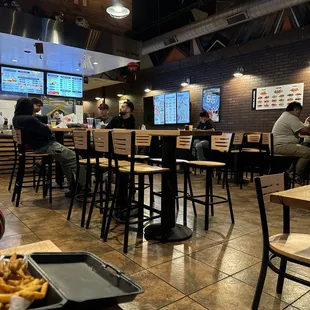 Apparently closing the whole restaurant at 9pm when you list your close of business at 10Pm is okay