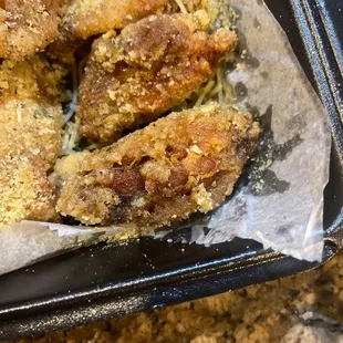 fried chicken, bbq chicken, poultry, food, chicken wings and fried chicken, bbq wings, chicken, chicken wings, fried chicken wings