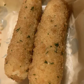 MOZZARELLA STICKS