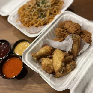10 PIECES and LRG - GARLIC NOODLES