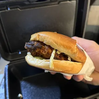 NASHVILLE FIRE CHICKEN SANDWICH