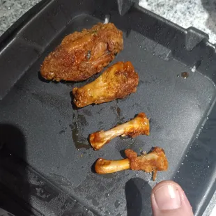 chicken wings and fried chicken, food