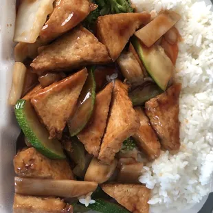 Tofu with vegetables