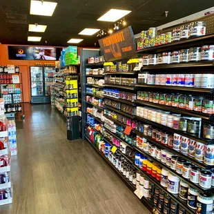 Huge selection of supplements: Preworkouts, BCAAs, EAAs, Protein (Whey, Vegan, Non-dairy, etc), Vitamins, Test Boosters and more!