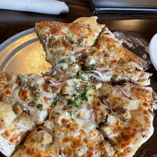 Garlic Chicken Pizza