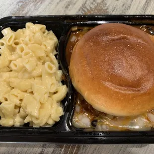 Chili Cheeseburger, Mac n Cheese