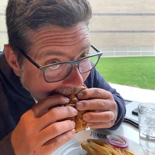 Steak Sandwich*