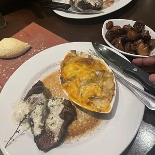 Roasted Garlic Sirloin*