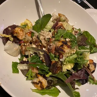 Grilled Shrimp & Strawberry Salad