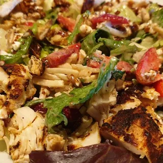 Grilled Salmon Salad*