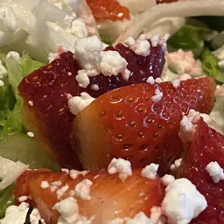 Grilled Shrimp & Strawberry Salad