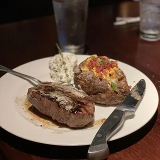 Roasted Garlic Sirloin*