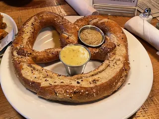 Owen's Tavern & Garden