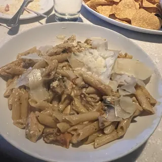 Caprese Chicken Pasta